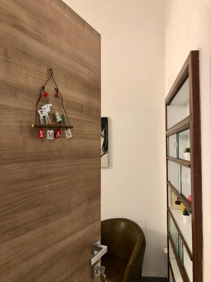 Bed and Breakfast Le Ginestre In Centro Salerno Exterior foto