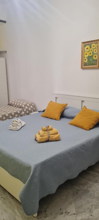 Bed and Breakfast Le Ginestre In Centro Salerno Exterior foto