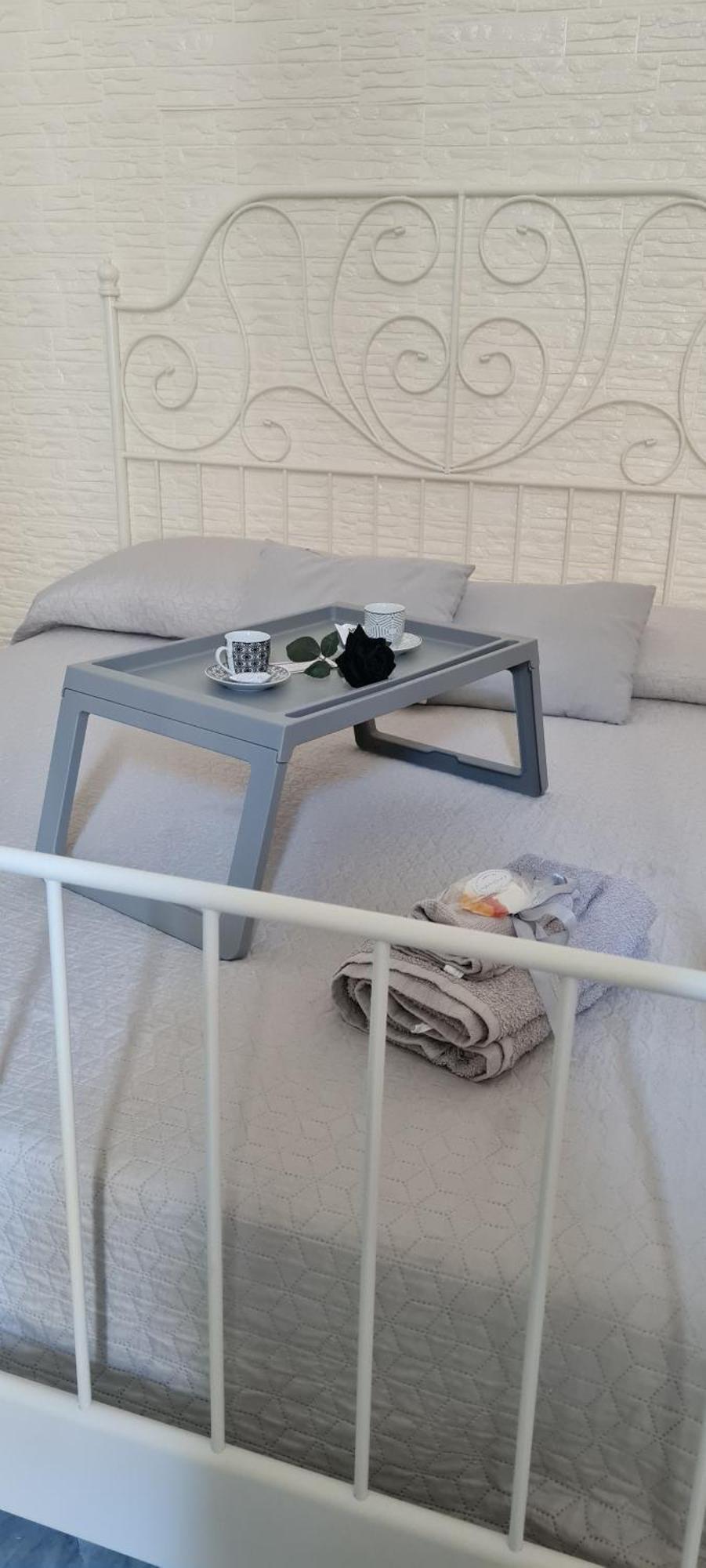Bed and Breakfast Le Ginestre In Centro Salerno Zimmer foto